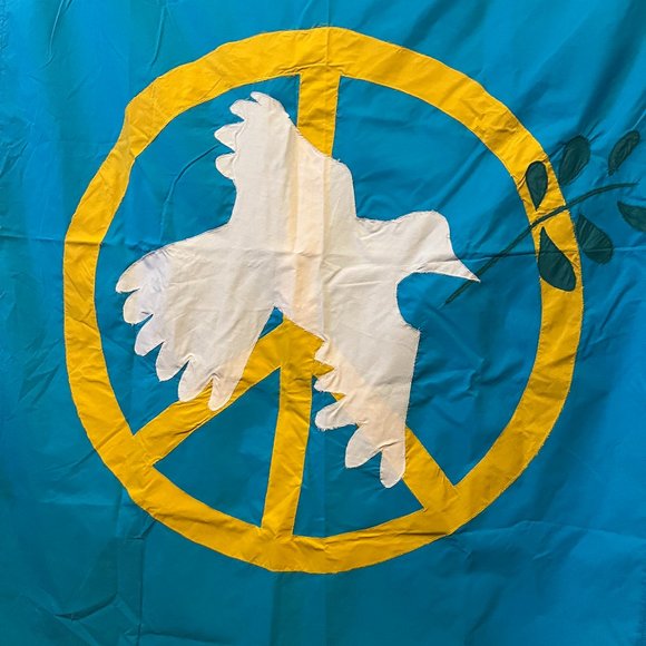 Flag, Vintage Ukrainian Peace Flag - Picture 1 of 2